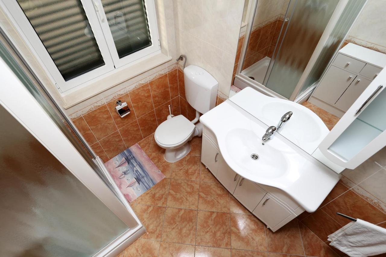 Apartment Matea トロギール エクステリア 写真